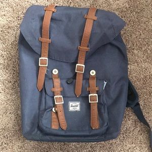 Hershel little America backpack